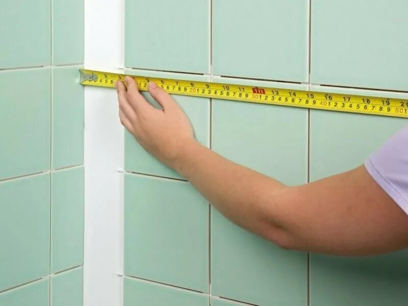 Калькулятор квадратного метра плитки. Метр плитка керамическая. Рассчитываем плитку в ванну. Плитка в ванную Размеры на стены. Высота кафельной плитки.