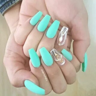 Tiffany nails
