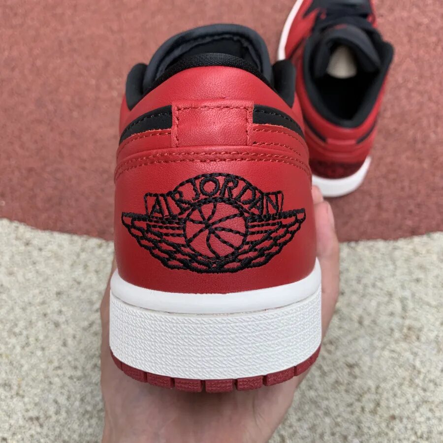 Air jordan 1 low оригинал. Nike Air Jordan 1 Low Red Black White. Nike Air Jordan 1 Low красные. Nike Air Jordan 1 Low красно бело черные. Air Jordan 1 Low Black Red.