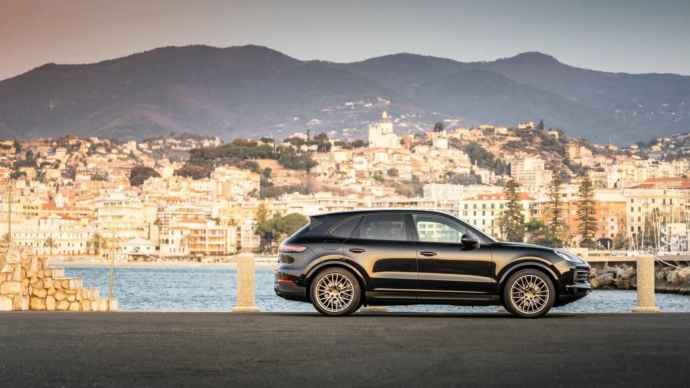 2025 edition. Porsche cayenne platinum edition 2025. порше кайен 2025. порше кайен платинум эдишн 2025. новый порше кайен 2025.