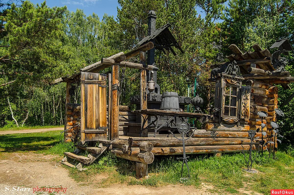 территория музей под открытым небом. город козьмодемьянск музей под открытым небом. орловская область додбёнуино музей под открытым небом. западная украина баня под открытым небом. суздаль музей под небом.