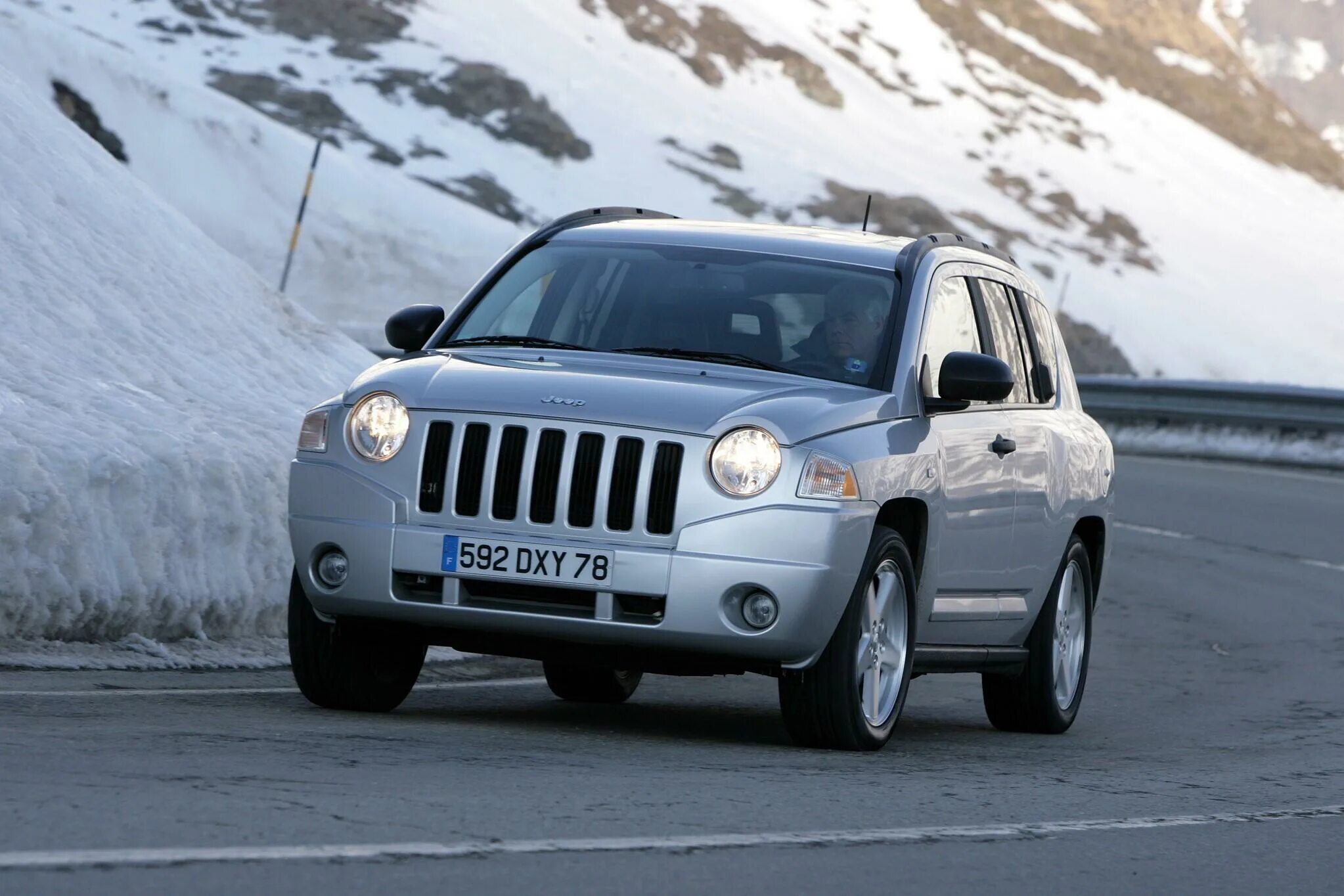 Jeep compass 2006-2010. Джип компасс 2006. Jeep compass 2008. Jeep compass 2006 год. Джип компасс 2006.