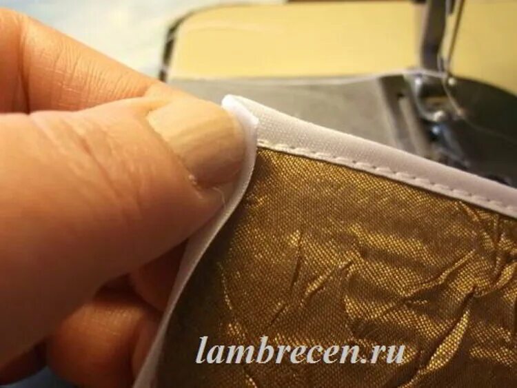Уголок для пэчворка. Окантовка лоскутного одеяла. Обработка среза горловины косой бейкой. Обтачка горловины бейкой. Косая бейка углы.