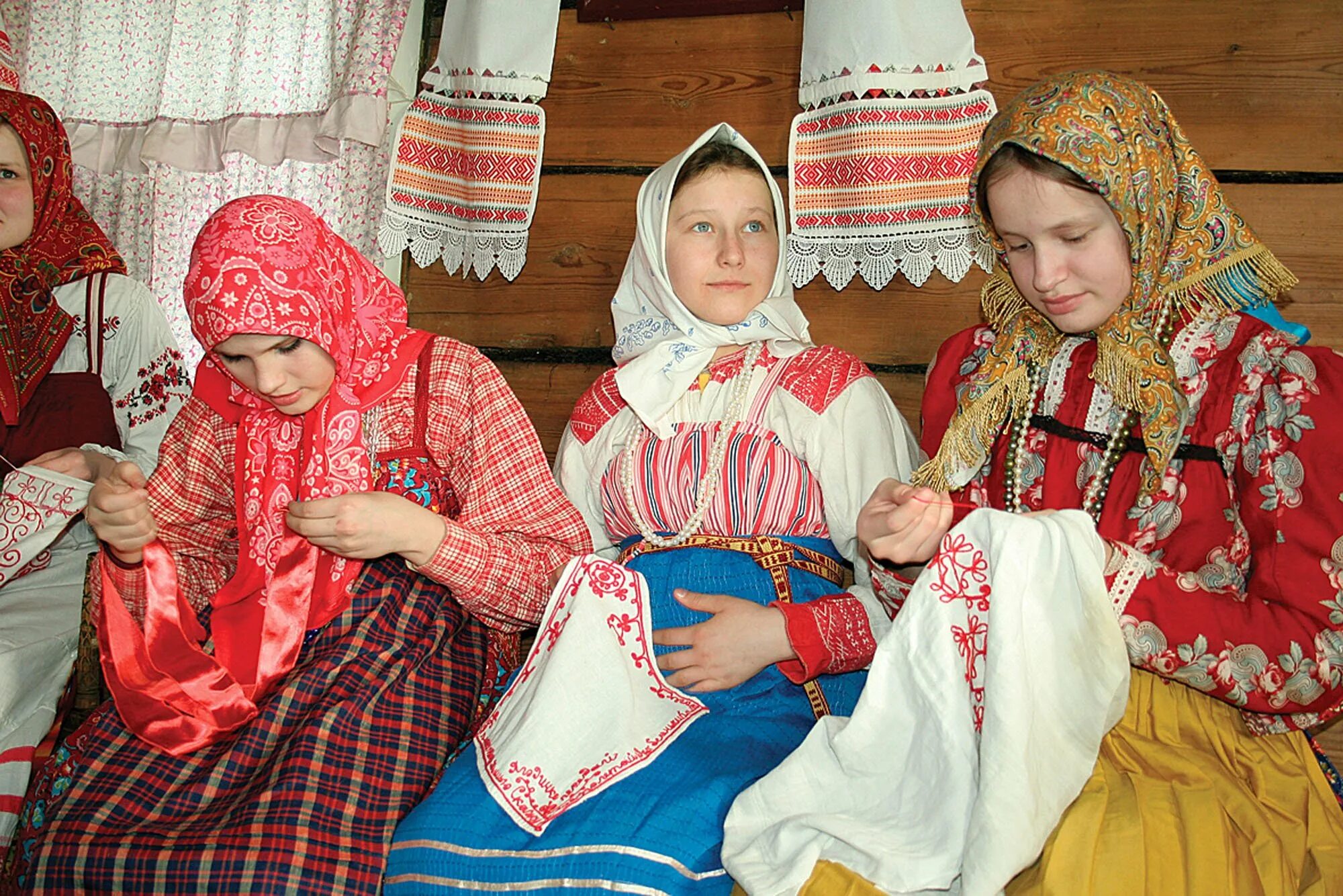 Коми-язьвинцы национальный костюм. Коми пермяки Пермский край. Народы Пермского края Коми пермяки. Коми-зыряне и Коми-пермяки.