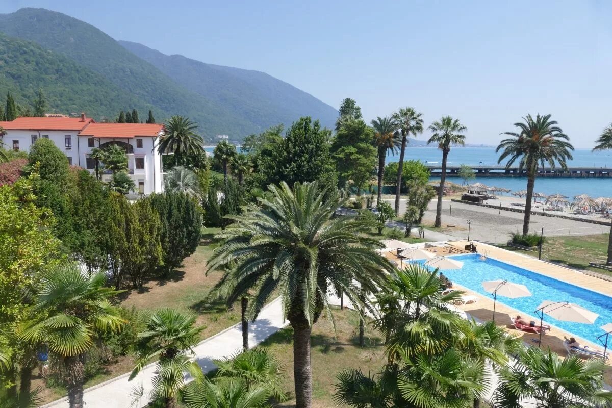 Отели абхазии с собственным пляжем. Old gagra абхазия. Пансионат лазурный берег абхазия. Отели абхазии с собственным пляжем. Wellness park hotel gagra ул.