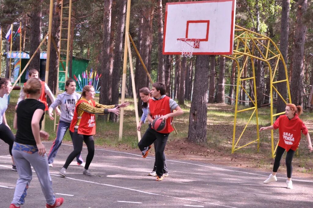 4 смена картинка. команда 3 смена. лагерь гайдар 2021. команда 3 смена. гайдар лагерь саров.