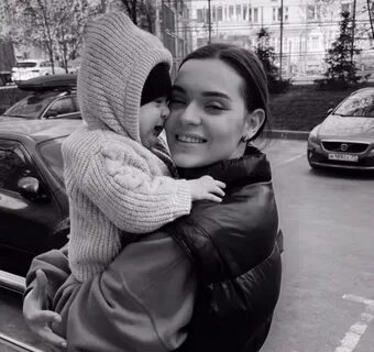 Родители аделины