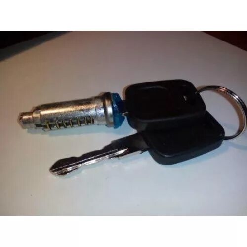 комплект личинок замка на ауди 100 с4. замогизажигания ауди 100c4. комплект личинок ауди 100 с4. разобрать личинку замка ауди 100с4. ауди 100 личинка двери.