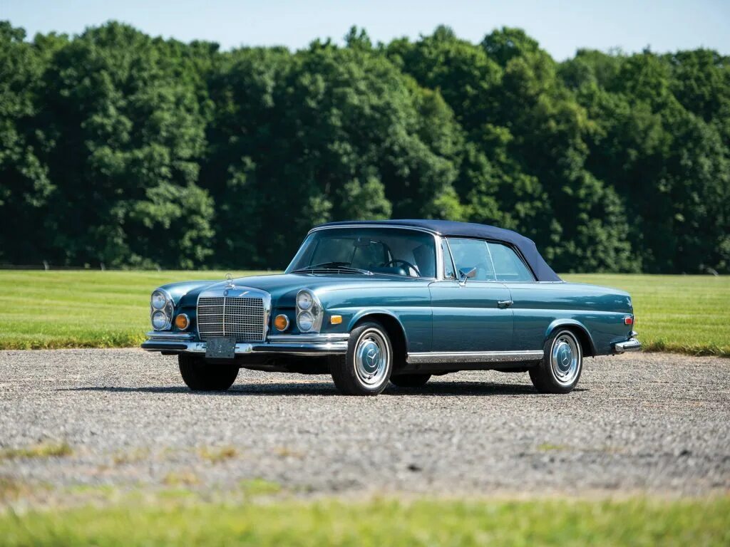 Мерседес 59 года. 1971 mercedes-benz 250c coupe (w114). Голубой 1971 mercedes 280 se 3. Mercedes-benz 350 sl (r107) 1971. Мерседес 280 se год выпуска.