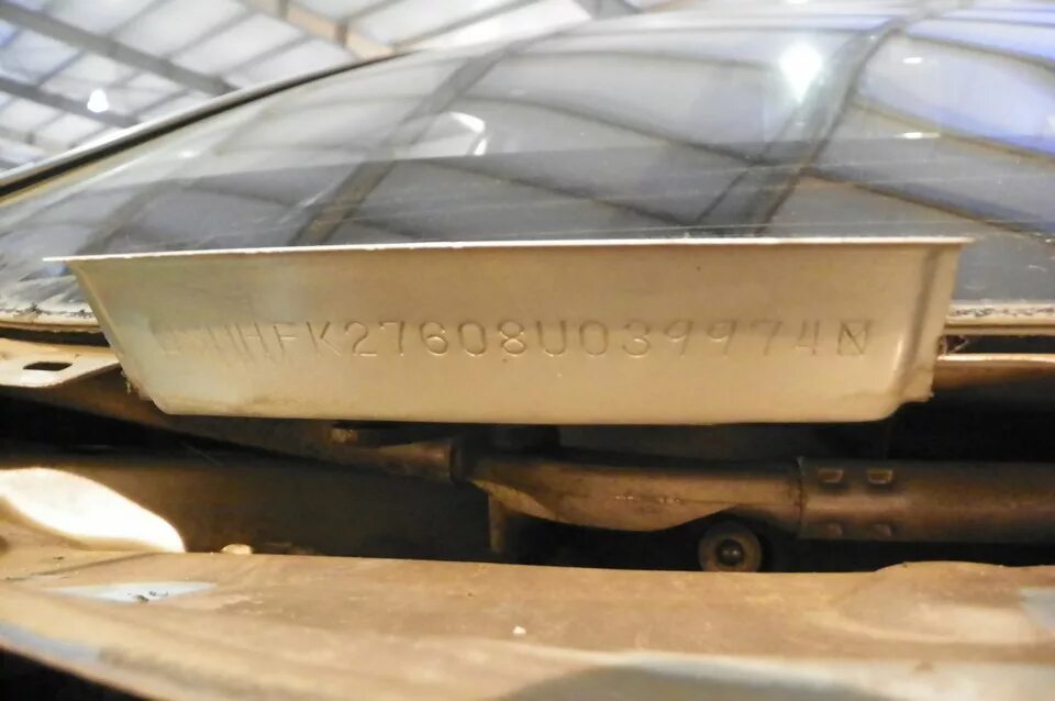 Вин номер на honda civic 2008. Vin honda civic 1998. Номер двигателя honda civic. Honda accord vin cf4. Honda civic 8 табличка с вин.