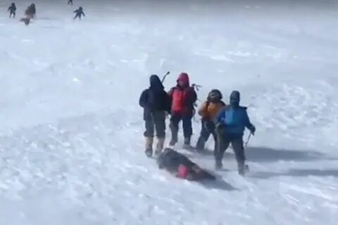 Гибель альпинистов при восхождении на эльбрус