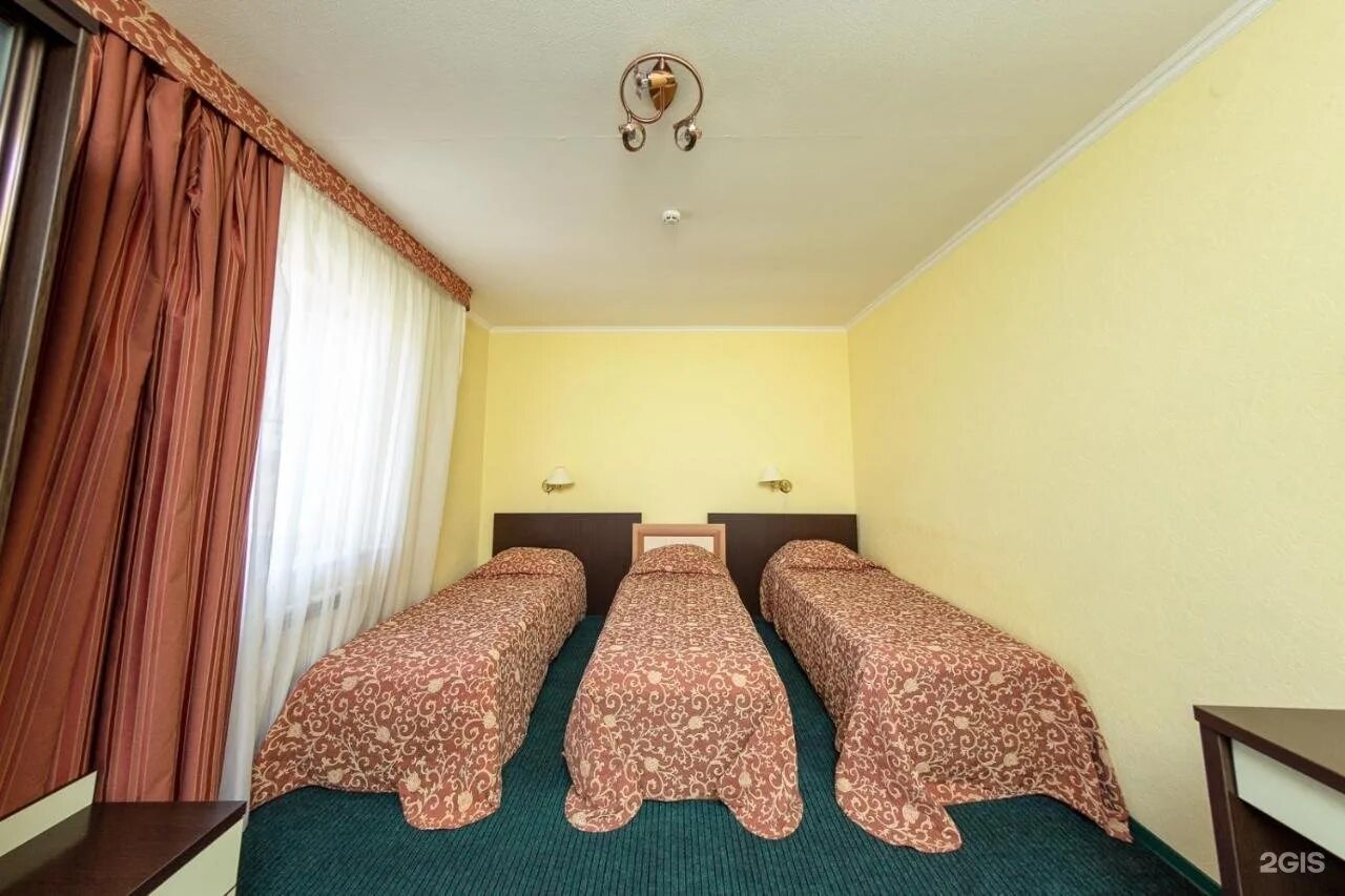 Ресторан беркут чебоксары. Отель воскресенское екатеринбург. Уват гора 380 километр гостиница. 7 км гостиница. 7 км гостиница.