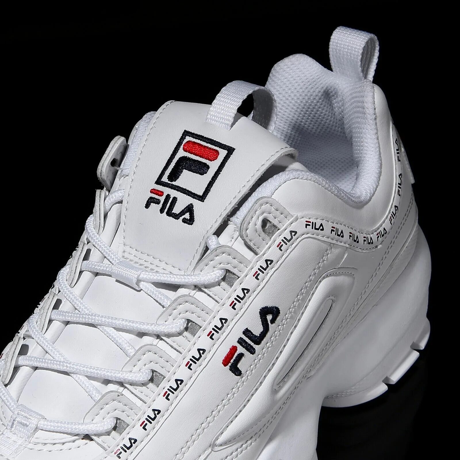 Кроссовки fila disruptor. Кроссовки Fila Disruptor 2 мужские. Fila 1911. Fila versus m White. Фила Дисраптор.