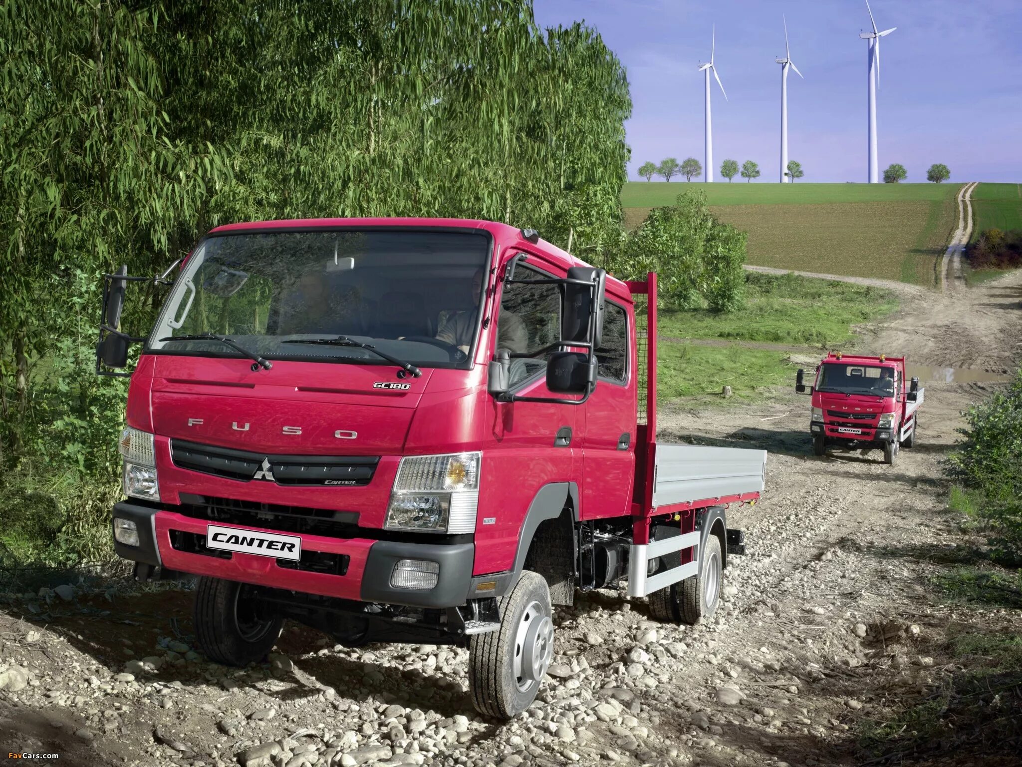 Грузовик митсубиси кантер. Mitsubishi Canter 4x4. Mitsubishi Fuso 4x4. Митсубиси Canter 4х4. Mitsubishi Fuso Canter.