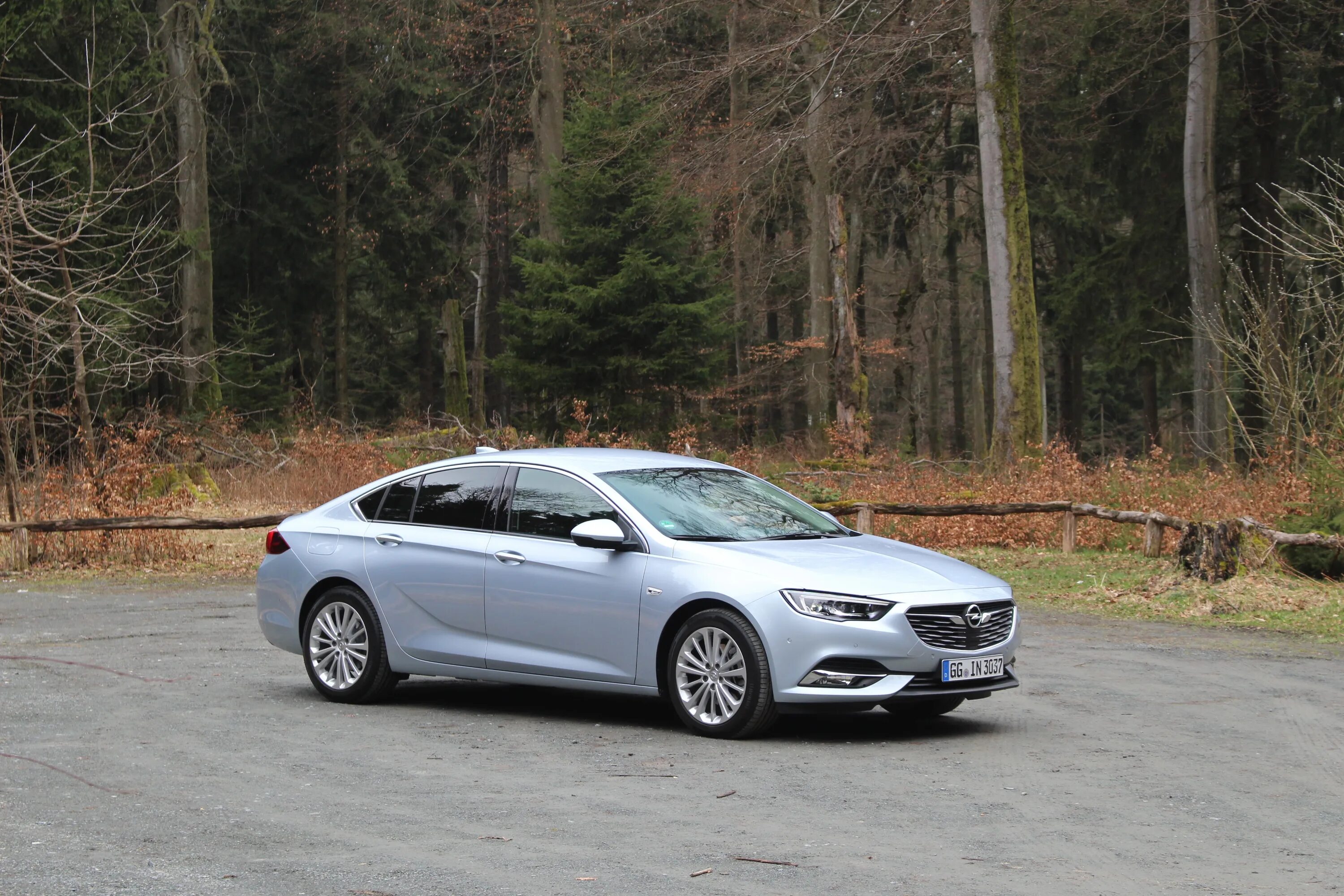 Опель инсигния б. Opel Insignia II. Opel Insignia b. Опель Инсигния 2017. Опель Инсигния 2020.