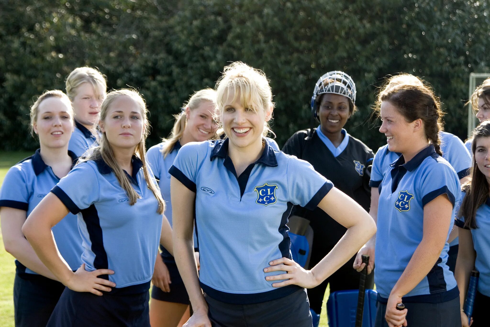 Друзья школы 2007. St. trinians одноклассницы (2007). одноклассницы сент триниан.