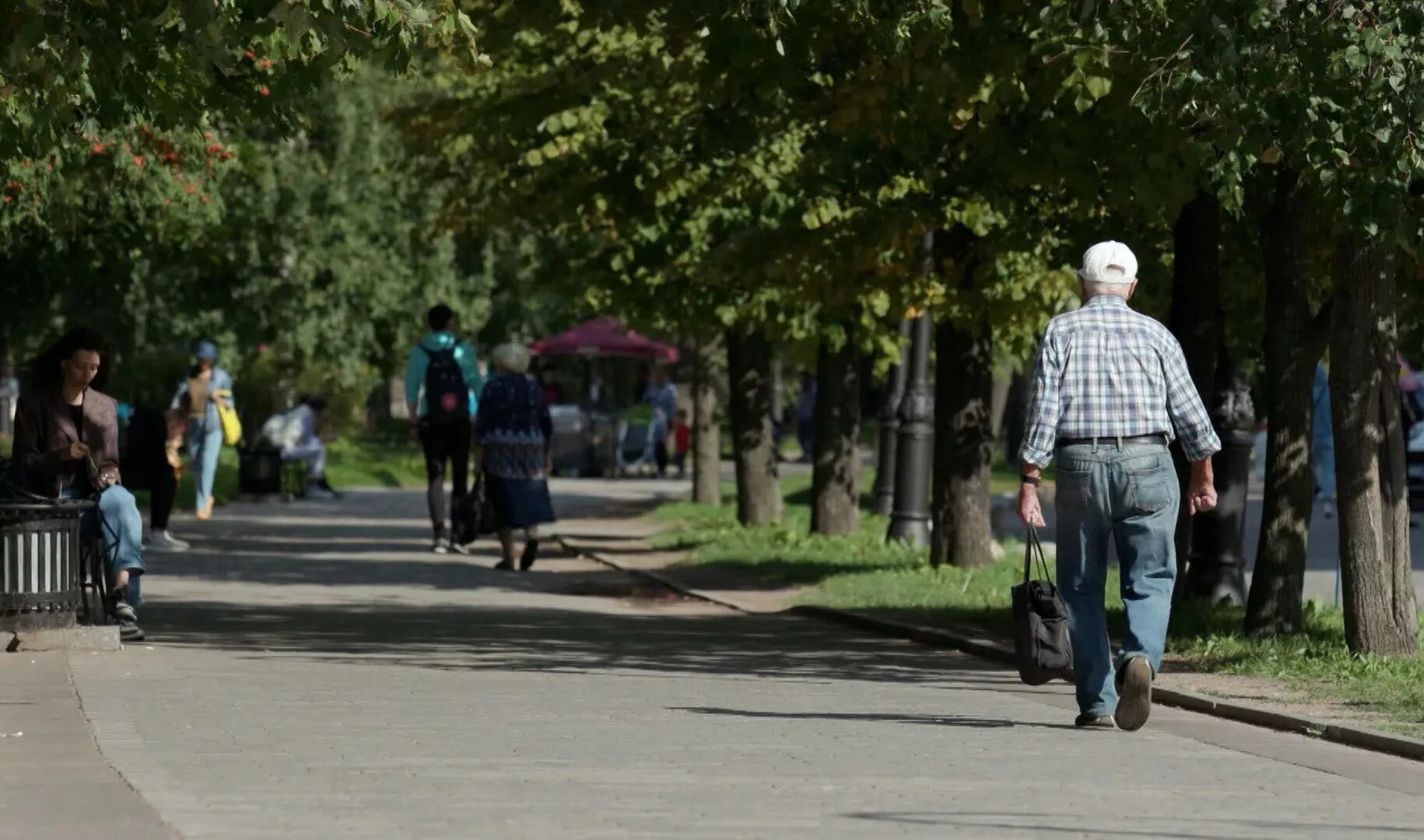 Пожилые россияне.