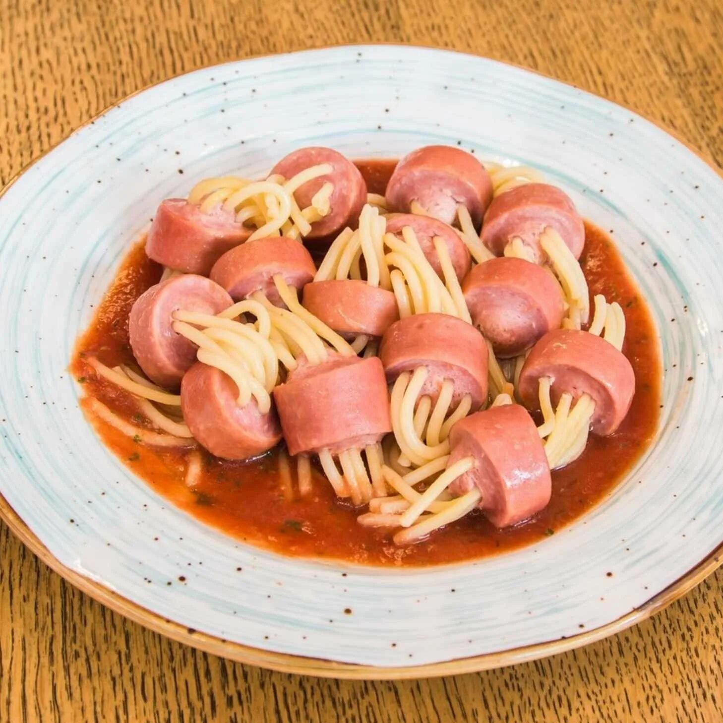 Лапша с колбасой