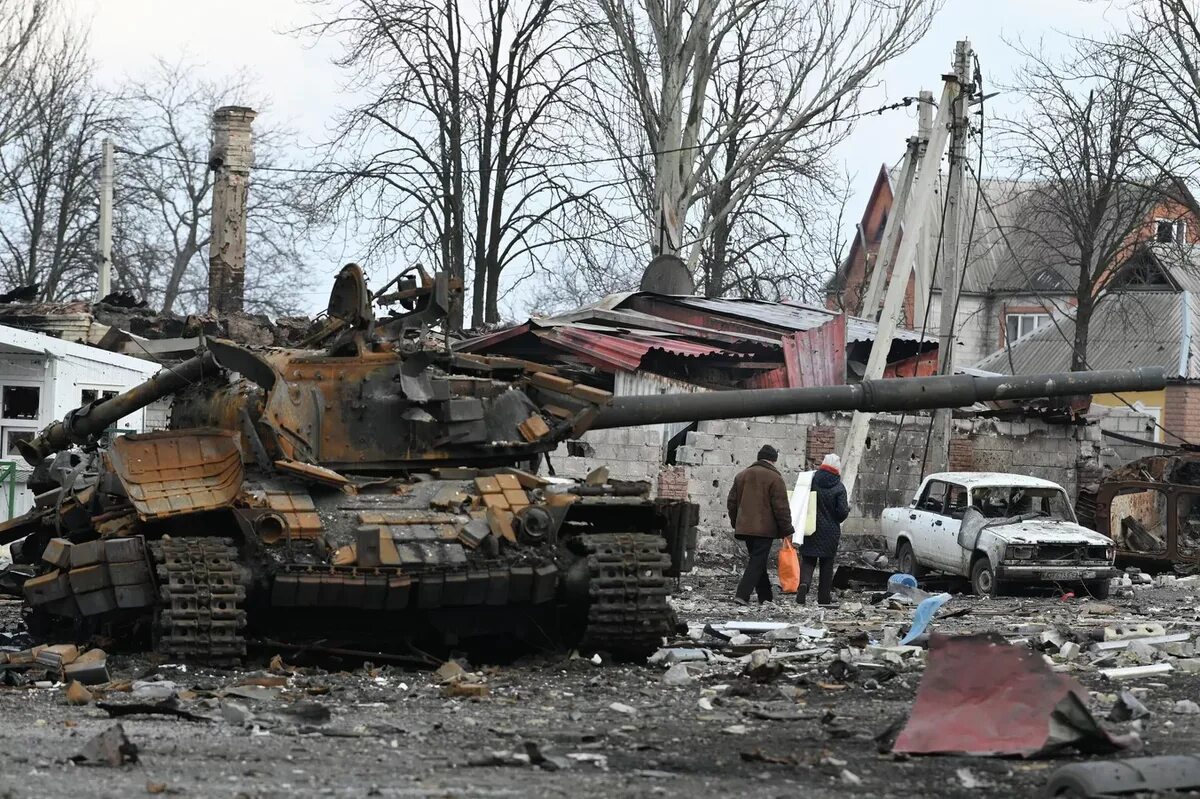 Россия разрушает украину. Уничтоженная техника ВСУ 2022. Разбитая техника ВСУ 2022 на Украине. Подбитые украинские танки 2022.