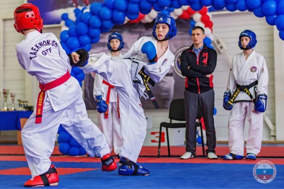 Тхэквондо гтф чемпионат. Чемпионат и первенство России тхэквондо ГТФ. Тхэквондо ГТФ. Тхэквондо Барнаул. Тхэквондо Барнаул Савельева.