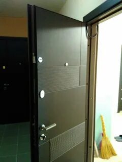 Бронированная входная дверь в квартиру