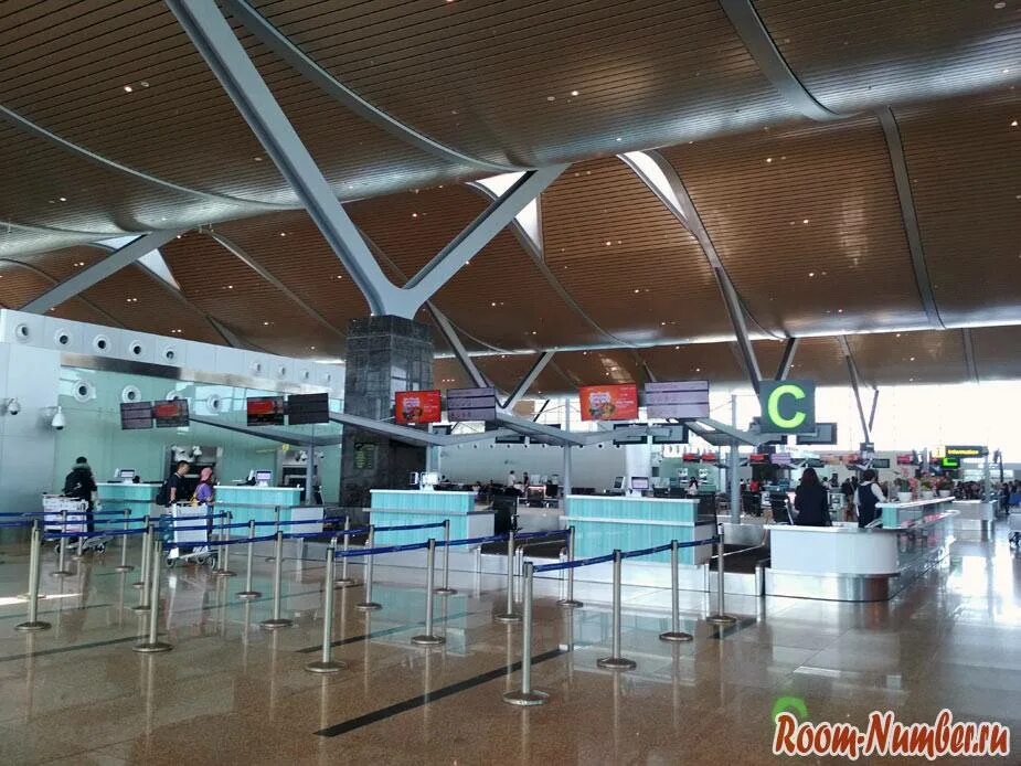 Аэропорт нячанг онлайн табло. Новый аэропорт камрань вьетнам. Аэропорт нячанг табло. Нячанг камрань. Аэропорт камрань вьетнам.