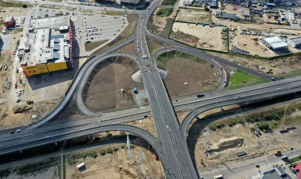 Новый уренгой виадук солнечный. Развязка солнечная новый уренгой. Уренгойская транспортная. Развязка солнечная новый уренгой. Новый уренгой развязка виадук.