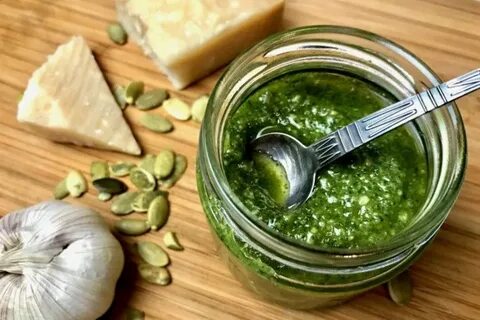 Соус из петрушки и чеснока