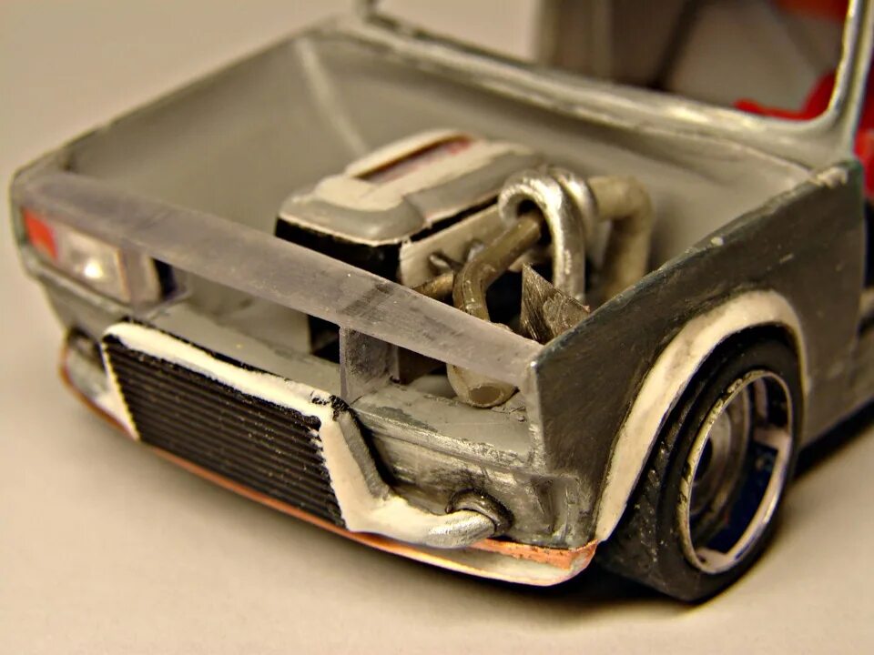 Самодельные модели автомобилей. Машинки модельки. Масштабные модели строительной техники. Сделать масштабную модель. Спойлер на модель масштаб 1/43.