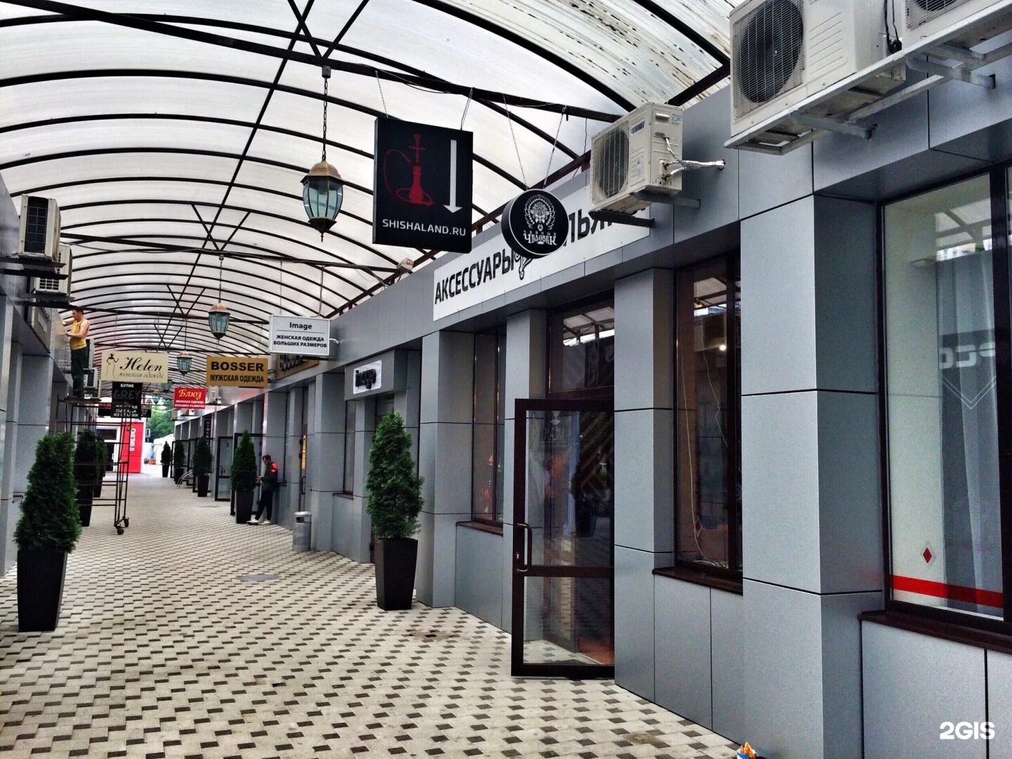 краснодар ул. квартал центр города краснодар. краснодар ул. площадь торгового центра красная площадь в краснодаре. торговый комплекс центр города краснодар.