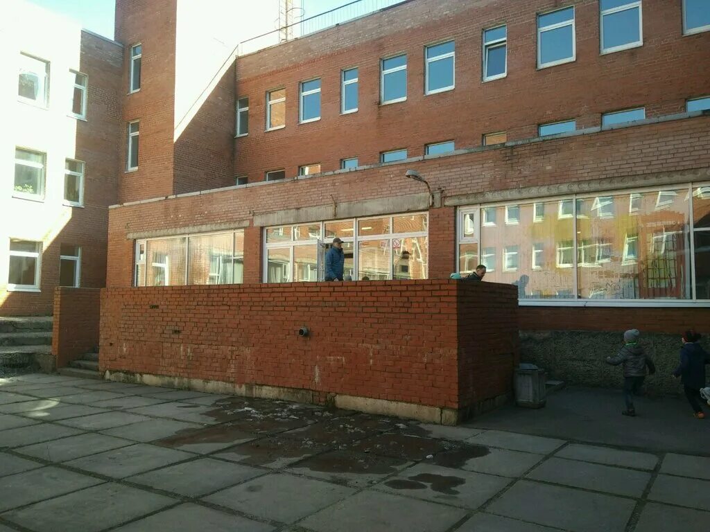 школа 634 приморского района. фрунзенская средняя школа №2. школа 213 первая в россии с углубленным изучением английского языка. гимназия 207 спб. школа с углубленным изучением английского языка спб.