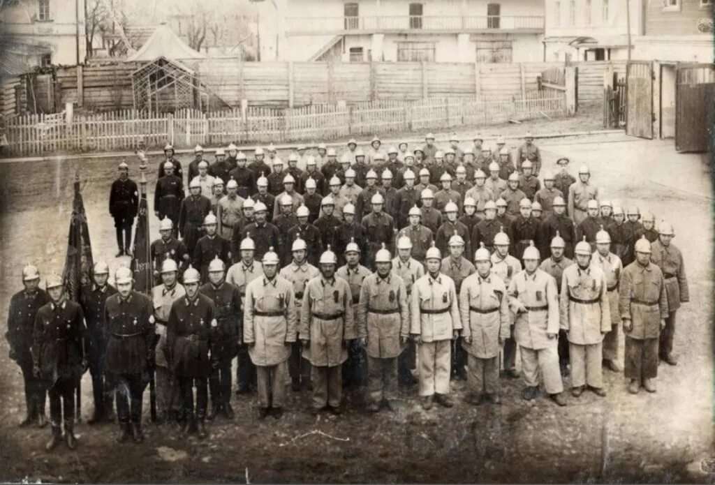 Первая пожарная часть в Вятке. 1930 Годы пожарная часть. Пожарники Российской империи. История пожарной охраны.