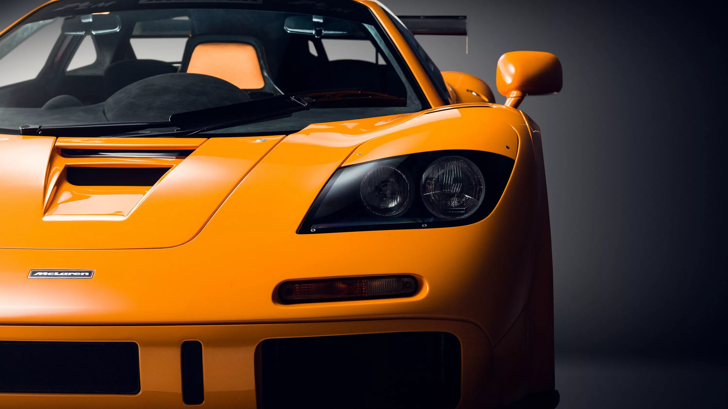 Включи оранжевый автомобиль. MCLAREN f1 1995. MCLAREN f1. MCLAREN f1 LM. MCLAREN f1 car.