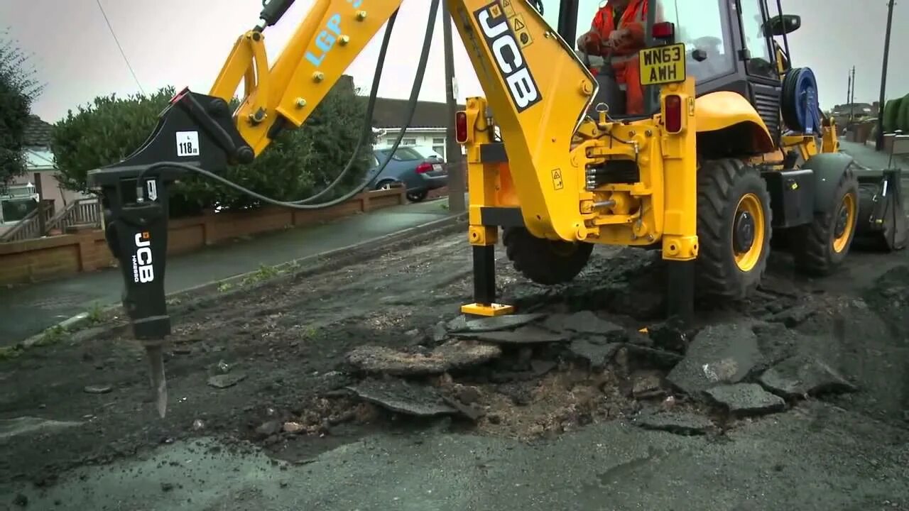 Jcb 3сх. Найти погрузчике экскаваторе. Погрузчик jcb 3сх. Экскаватор-погрузчик case 580t. Jcb 3cx камаз.