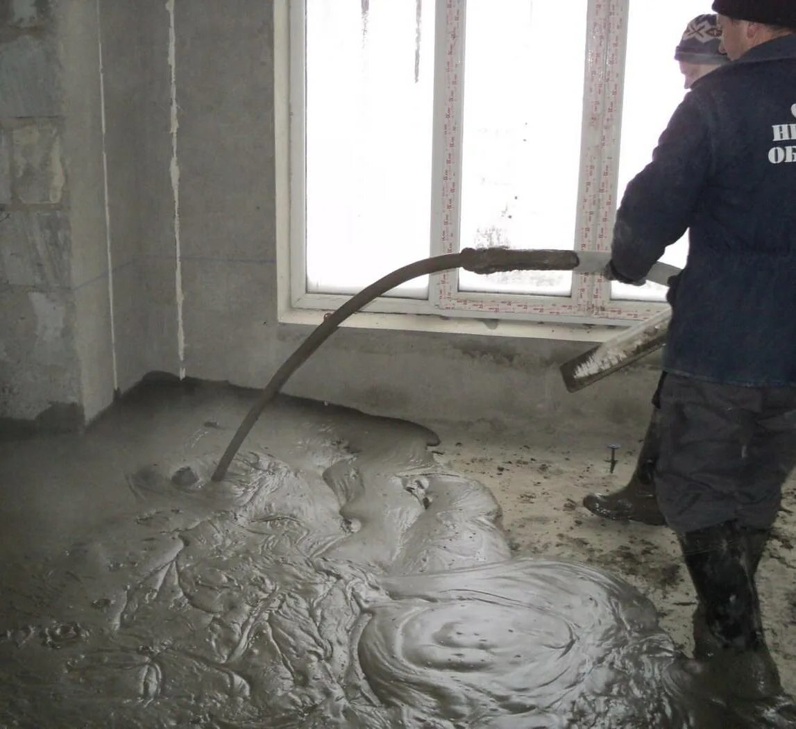 Полистиролбетон пол. Жидкий пенобетон для утепления чердака. Монолитный полистиролбетон d200. "монолитный пенобетон d300". Монолитная заливка пенобетоном.