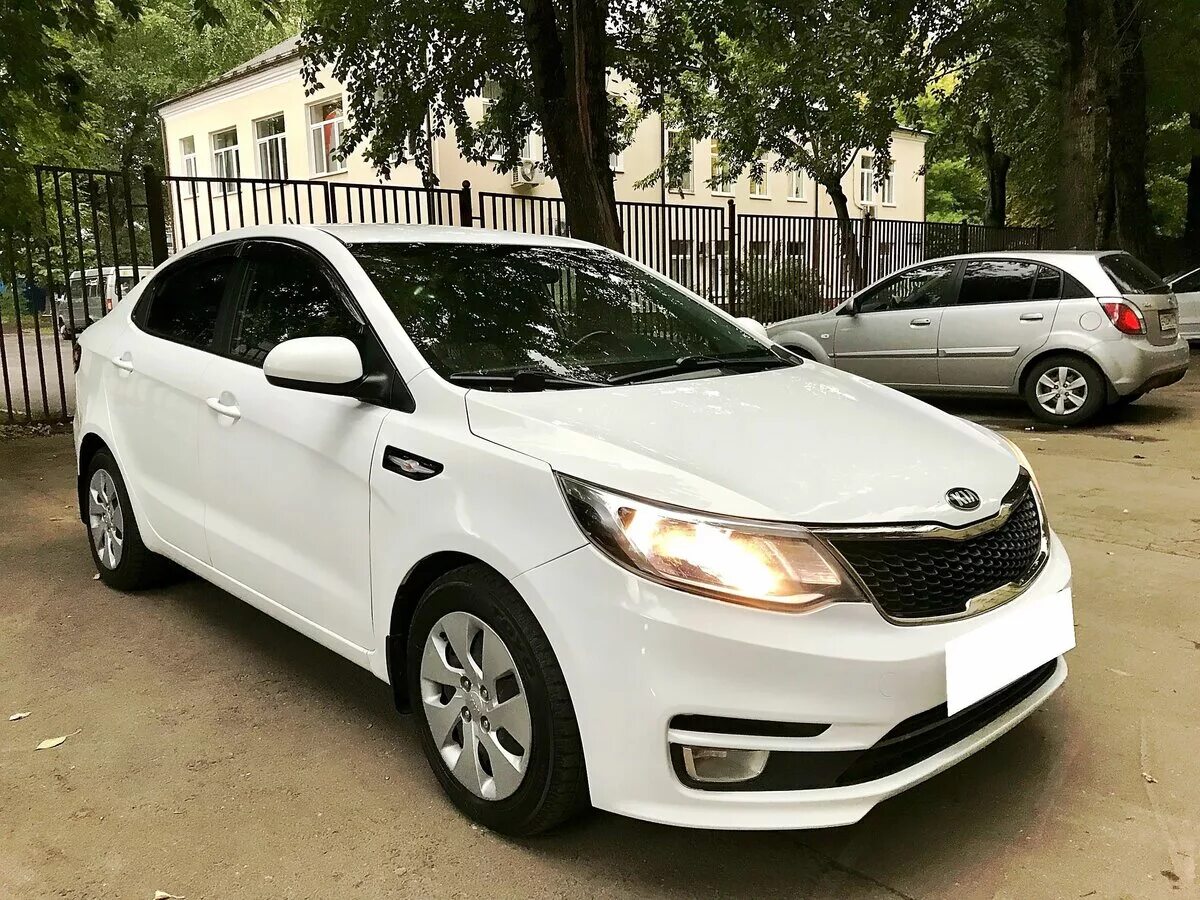 Rio белый. Kia Rio 2015 белая. Kia Rio белая. Киа Рио белый 2015. Kia Rio 3 белая.