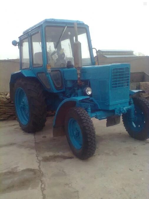 Трактор беларус мтз 82. Стоит трактор бу. Беларус мтз-82-6/умт-80. Мтз-50 мтз 52. 1 2000.
