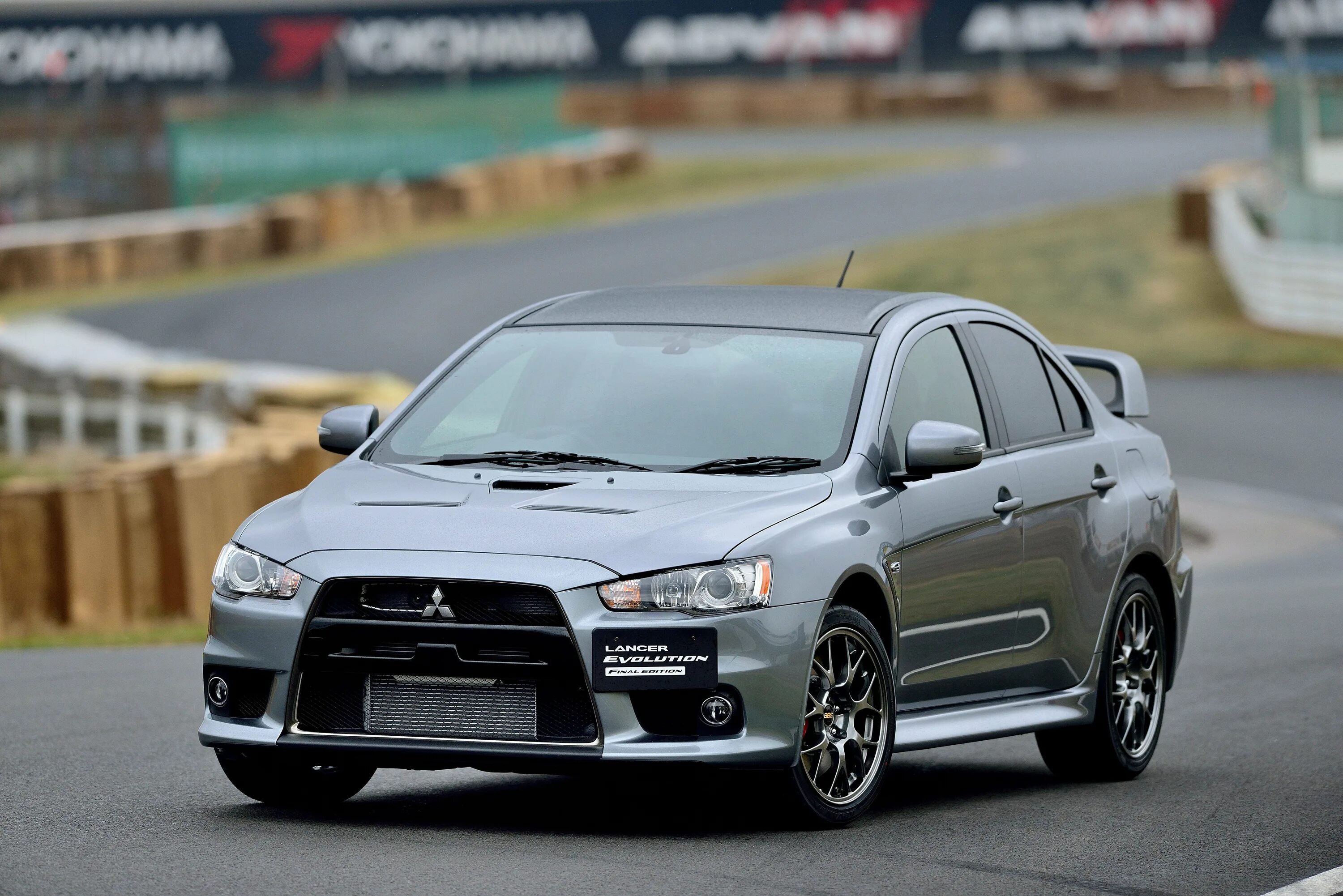 Митсубиси Лансер Эволюшн. Mitsubishi Lancer Evolution 10. Митсубиси Лансер Эволюшн 2015. Митсубиси ланцер 10 EVO.