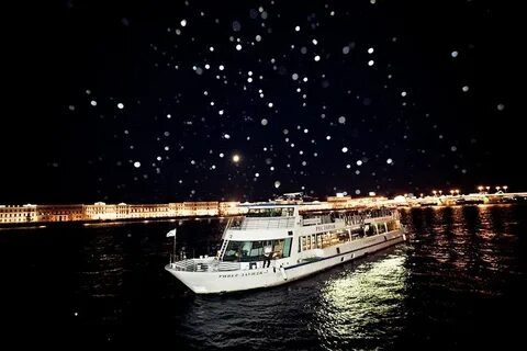 Теплоход ночь