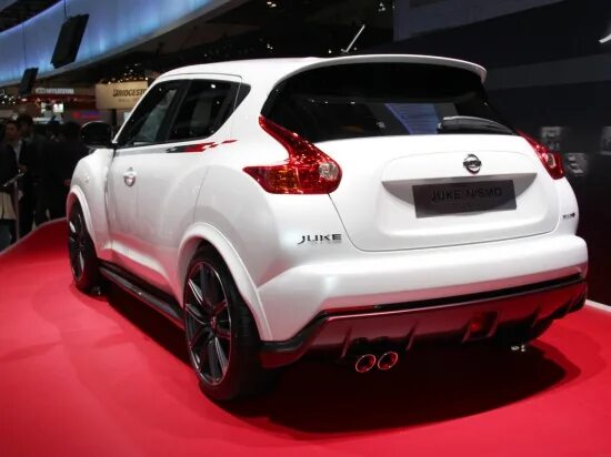 Тест-драйв Nissan Juke Nismo RS: самый ядовитый "Джук" Журнал Движок.