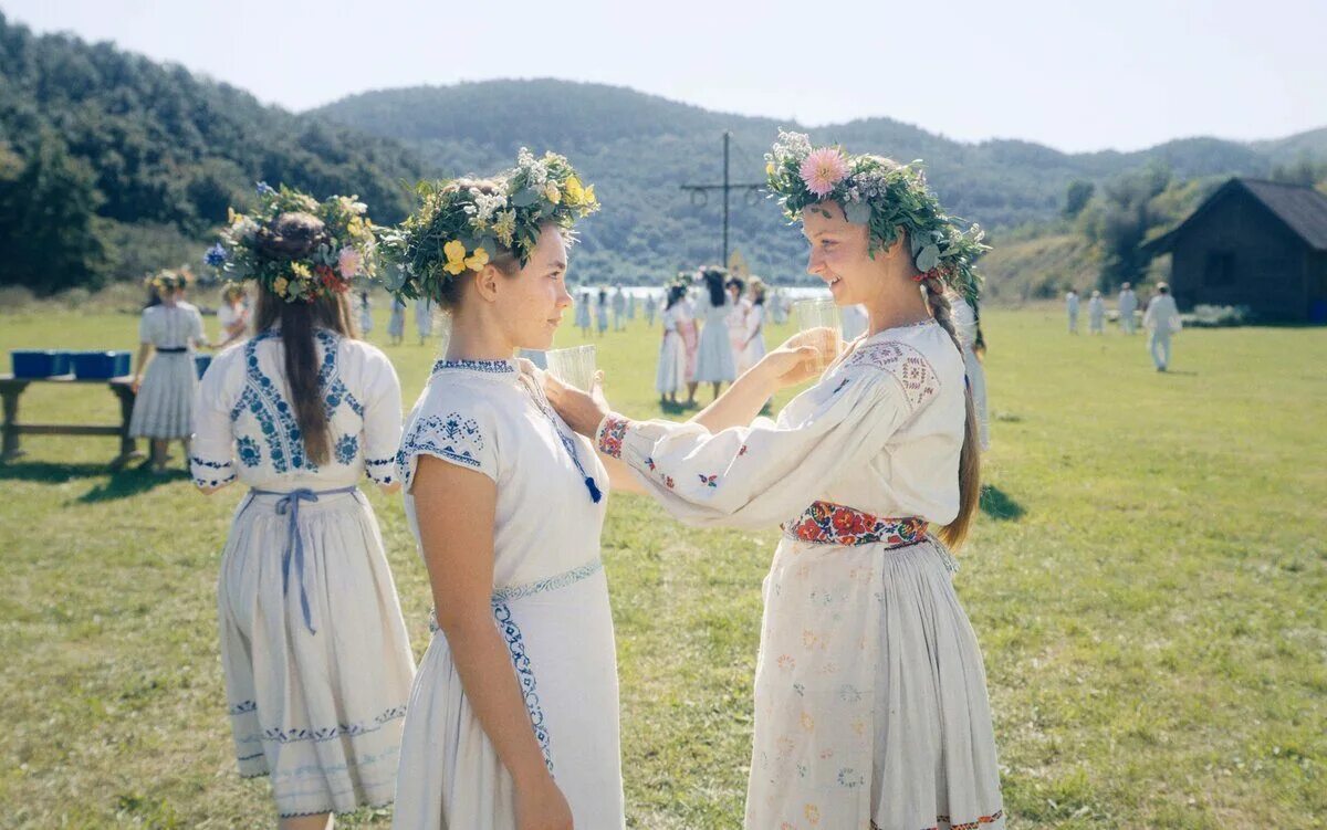 Солнцестояние программа. Солнцестояние  midsommar. солнцестояние (2019, реж. а.астер). солнцестояние  midsommar (2019).