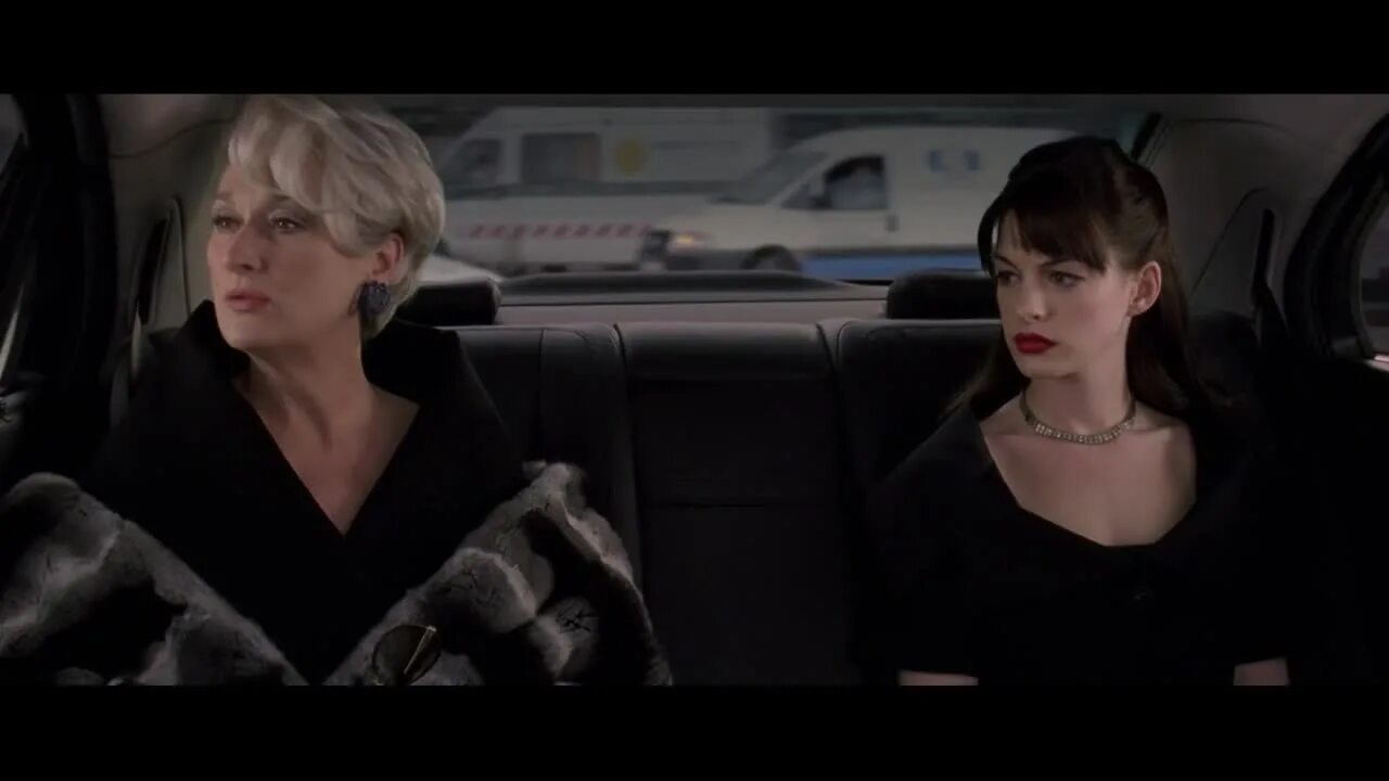 Devil wears prada subtitle. Миранда пристли из «дьявол носит prada». the devil wears prada 2006. стефани зостак дьявол носит прада.