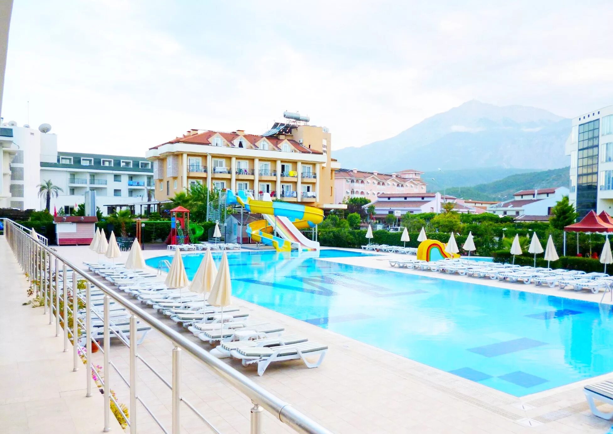 White lilyum hotel 5. Кемер MG White Lilyum. MG White Lilyum 5 Турция. MG White Lilyum 5 Кемер. MG White Lilyum (ex. Novia White Lilyum) 5*.