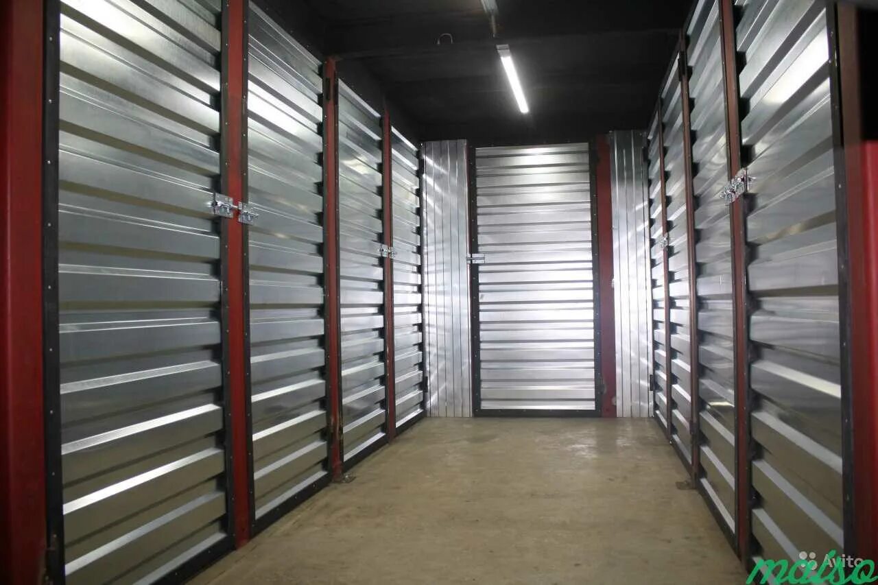 Хранение вещей на складе. Аренда для хранения вещей в спб. Ячейки для склада. Склад простор на богатырском. Safe box складской комплекс.