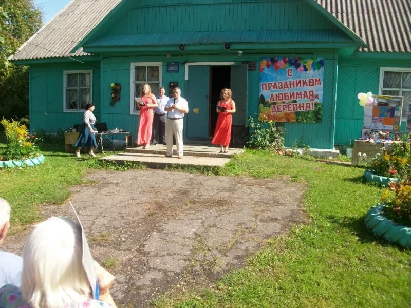 Савино новгородская область. Дер Дубровка Савинское сельское поселение. Дубровка (сельское поселение деревня Дубровка). Деревня Дубровка Савинское сельское поселение, Новгородский район. Администрация Савинского сельского поселения Новгородского района.