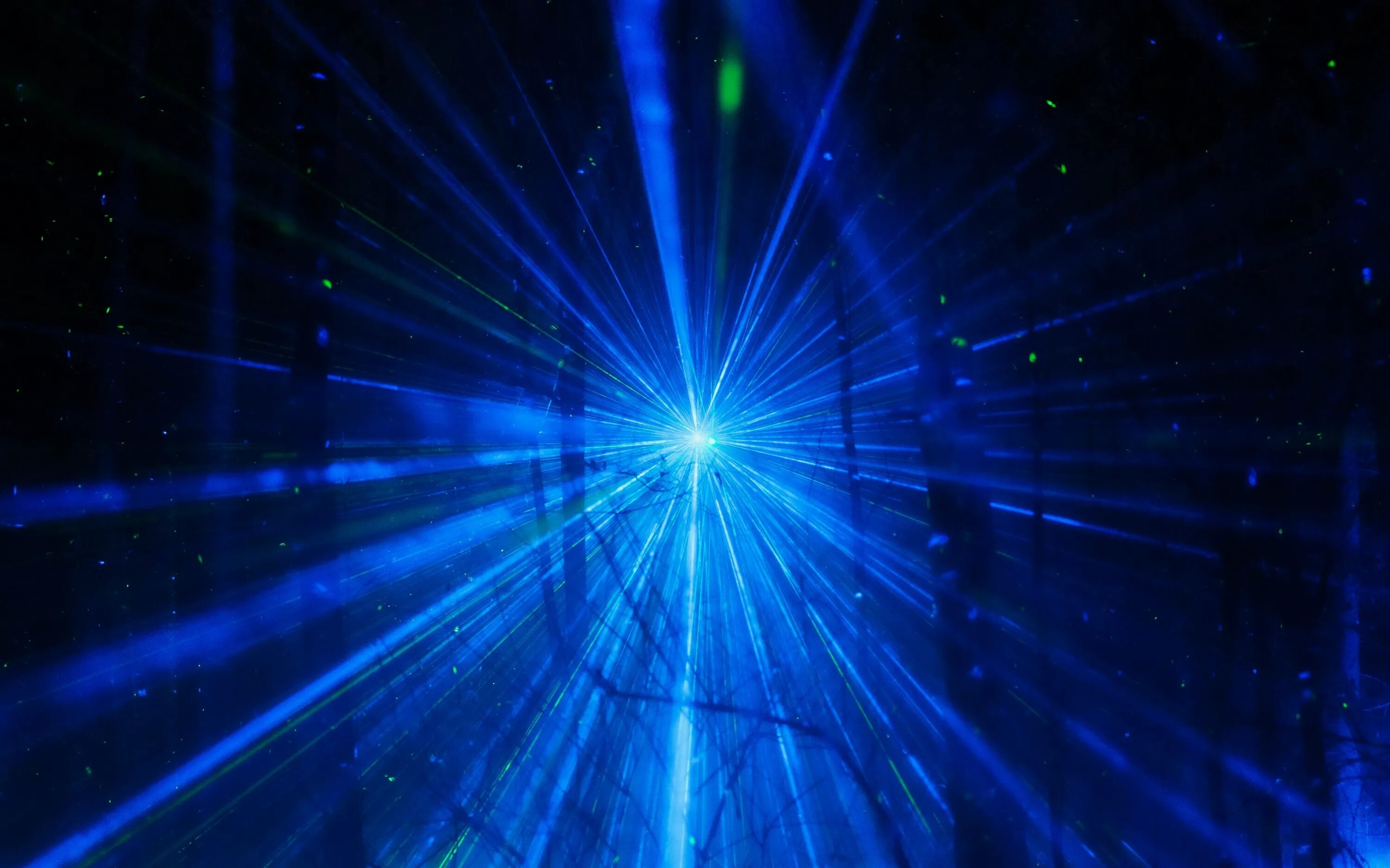 Синий свет. Синий луч света. Синее излучение. Фон лучи. Синее излучение.