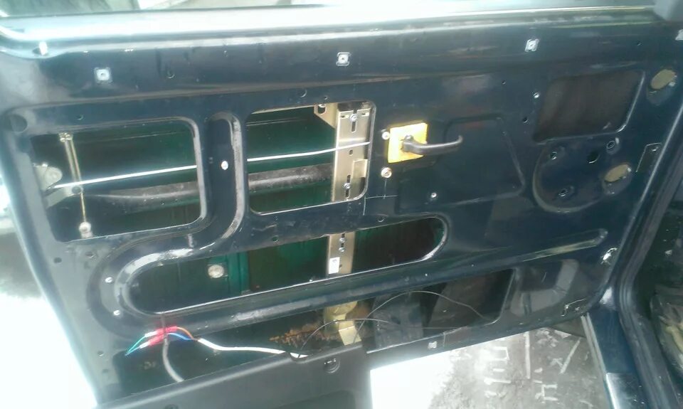 Установка стеклоподъемников форвард на ваз 2107 схема. Установка стеклоподъемников форвард. Стеклоподъемники форвард на ниву. Схема установки электростеклоподъемников форвард на ваз 2107. Стеклоподъемники форвард 21213.