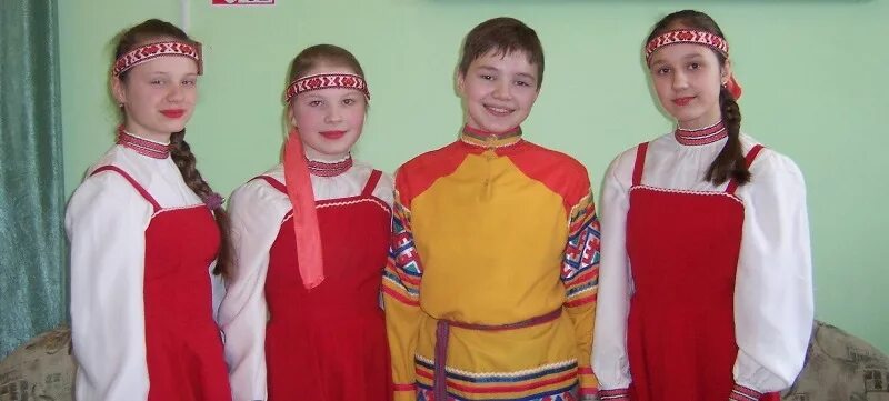 Коренные народы урала коми-пермяки. Пермяки внешность. Народы урала коми пермяки. Коми-пермяки внешность женщины. Коми-зыряне и коми-пермяки внешность.