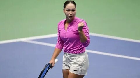 Дженнифер Лав Хьюитт пен Бритни жалаңаш