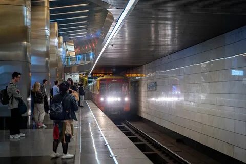 100 станция метро